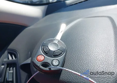 2013 Ford Escape Se from USA, damaged, VIN 1FMCU0G95DUA40512